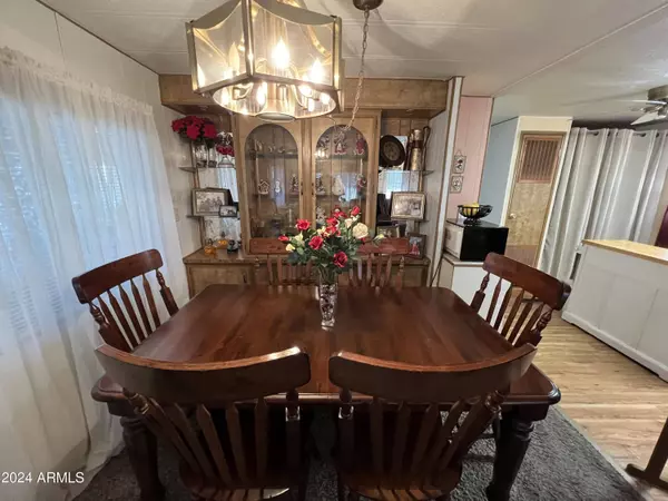 201 S GREENFIELD Road #332, Mesa, AZ 85206