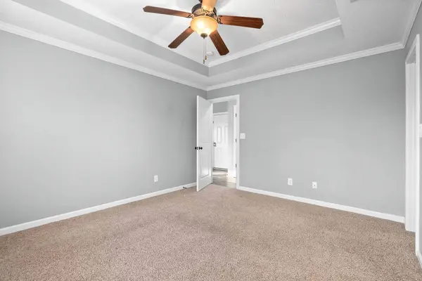 1005 Freedom Dr, Clarksville, TN 37042