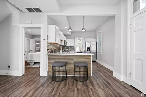 225 E 5TH AVE N, Salt Lake City, UT 84103