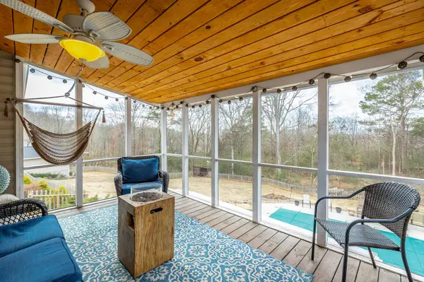 6626 Hideaway Rd, Ooltewah, TN 37363