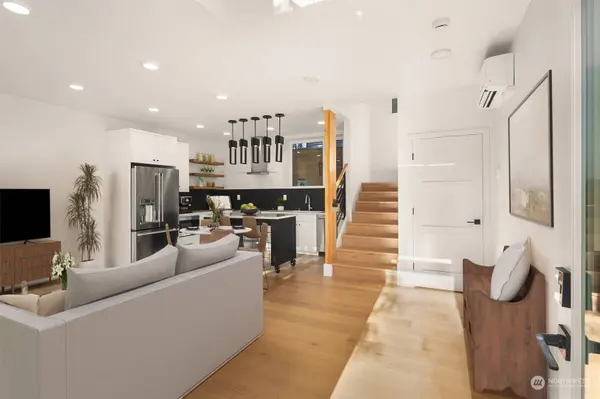 1422 N 80th ST, Seattle, WA 98103