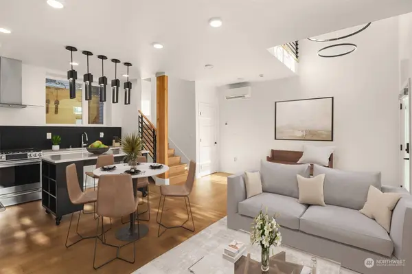 1422 N 80th ST, Seattle, WA 98103