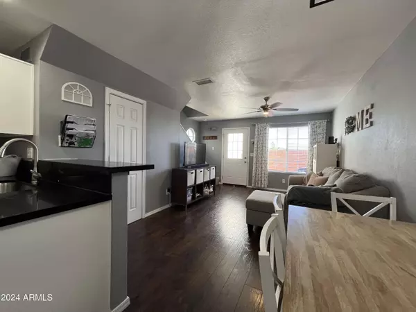 2301 E UNIVERSITY Drive #147, Mesa, AZ 85213