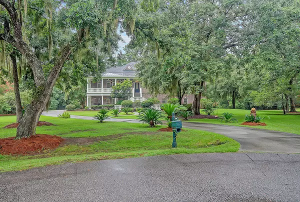 3880 Laurel Point Ln, Johns Island, SC 29455