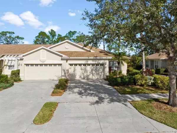 2466 MAGNOLIA CIR, North Port, FL 34289