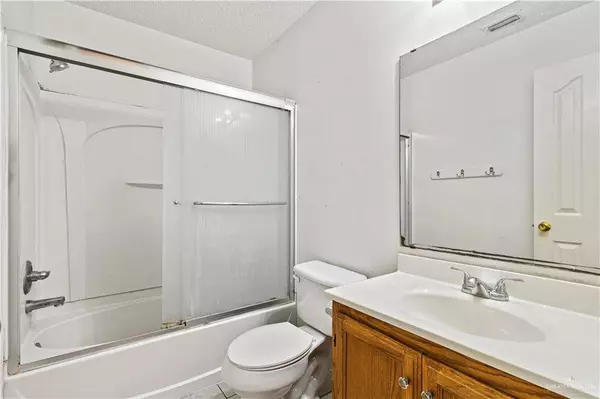 903 N 35th ST, Hidalgo, TX 78557