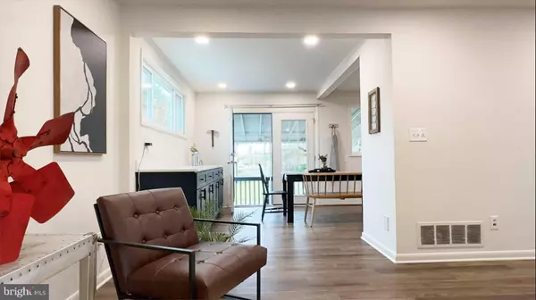 8802 ASHFORD RD, Parkville, MD 21234