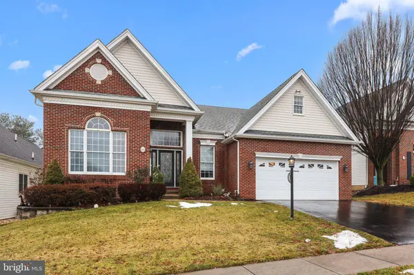 48 KEENAN LN, Holland, PA 18966
