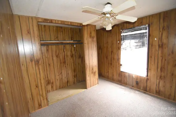 355 7th ST, Taylorsville, NC 28681