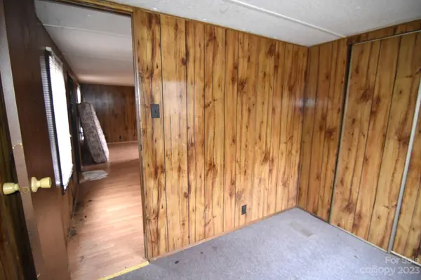 355 7th ST, Taylorsville, NC 28681