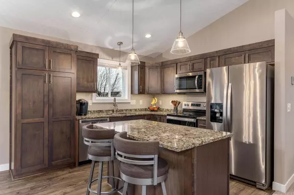 340 Bluebill ST, Baldwin, WI 54002