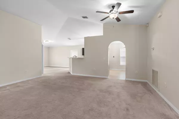 184 King Arthur Ct, St Augustine, FL 32086