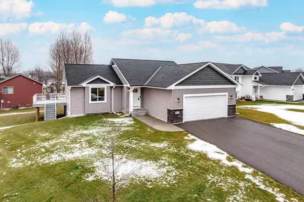 340 Bluebill ST, Baldwin, WI 54002