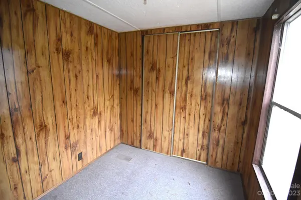 355 7th ST, Taylorsville, NC 28681