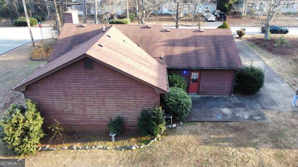 1701 Rose Garden, Loganville, GA 30052