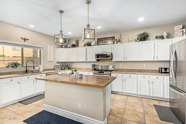 17778 W BLOOMFIELD Road, Surprise, AZ 85388