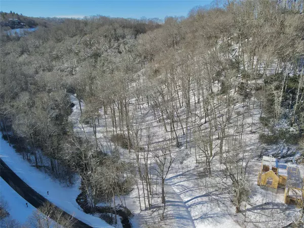 103 Gray Cliffs WAY #103, Blowing Rock, NC 28605