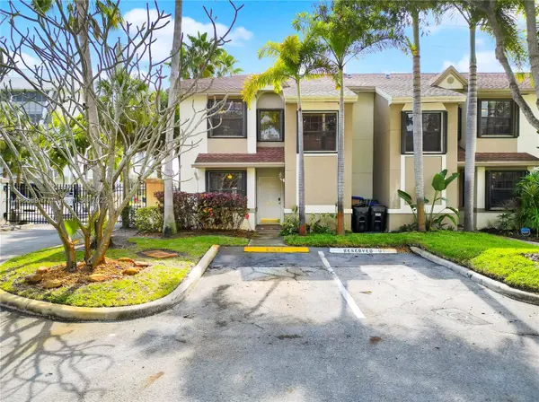 244 City View Dr, Fort Lauderdale, FL 33311