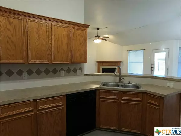 3601 Republic Of Texas DR, Killeen, TX 76549