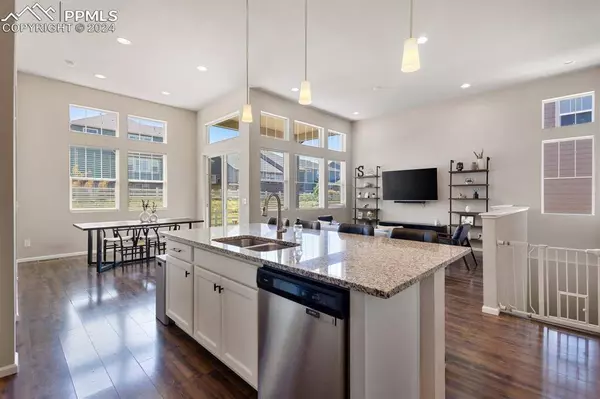 27082 E Davies AVE, Aurora, CO 80016