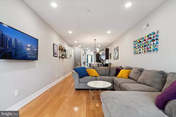 2711 W JEFFERSON ST #1, Philadelphia, PA 19121