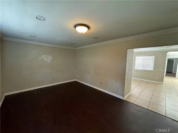 5021 4th AVE, Los Angeles, CA 90043