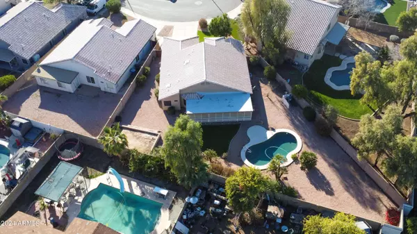 163 N ALBERT Drive, Chandler, AZ 85226