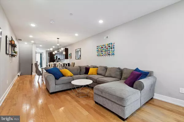 2711 W JEFFERSON ST #1, Philadelphia, PA 19121