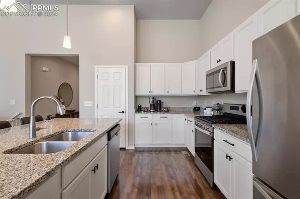 27082 E Davies AVE, Aurora, CO 80016