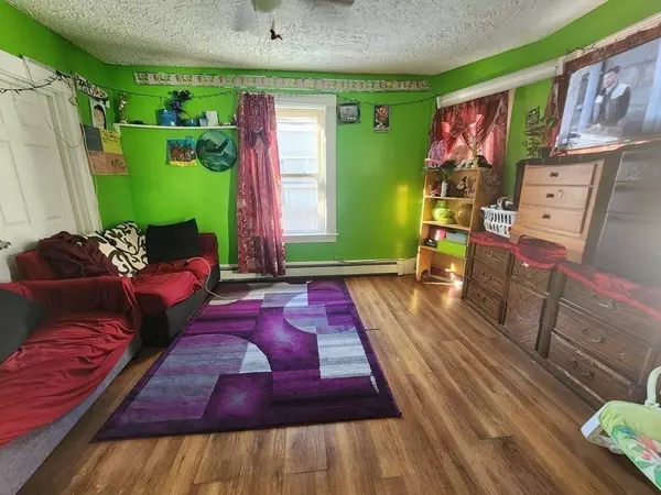 3 Drexel Ter, Lynn, MA 01905