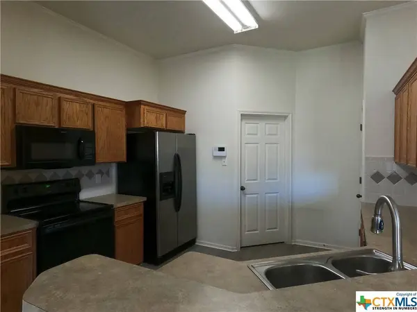 3601 Republic Of Texas DR, Killeen, TX 76549