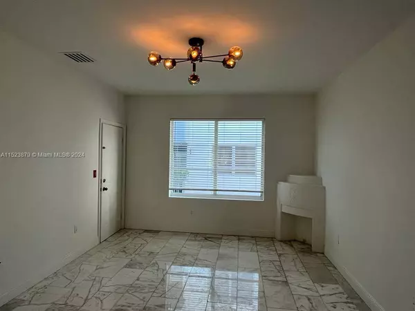 920 Jefferson Ave #10, Miami Beach, FL 33139