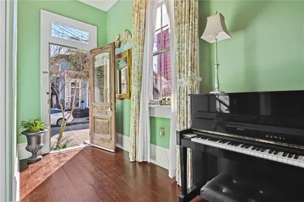 2429 31 DAUPHINE ST, New Orleans, LA 70117