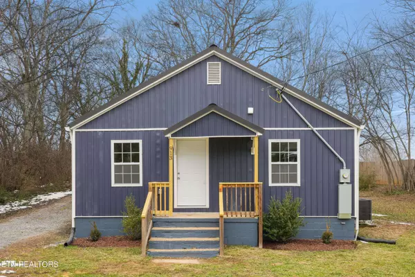 913 Doll Ave, Maryville, TN 37801