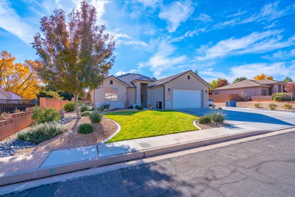 3135 Swiss DR, Santa Clara, UT 84765