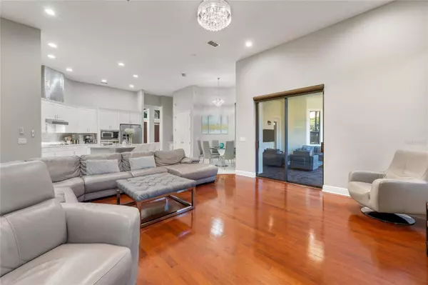 9127 TINTORI LN, Windermere, FL 34786