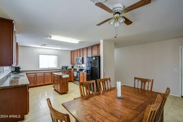 23808 W GROVE Street, Buckeye, AZ 85326