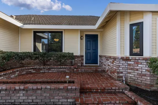 432 Pimentel WAY, Sacramento, CA 95831