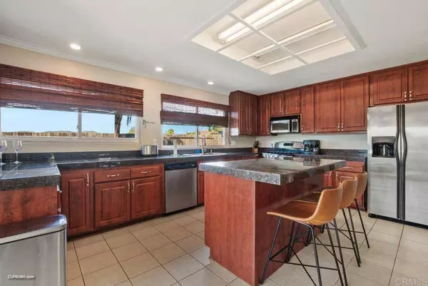 8531 Rosada WAY, El Cajon, CA 92021