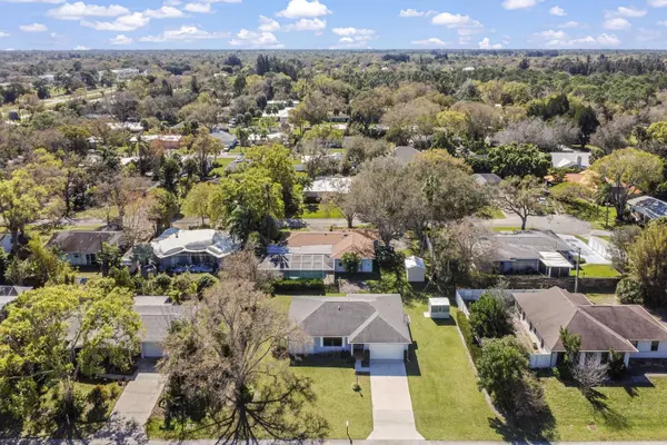 2105 15th LN, Vero Beach, FL 32960