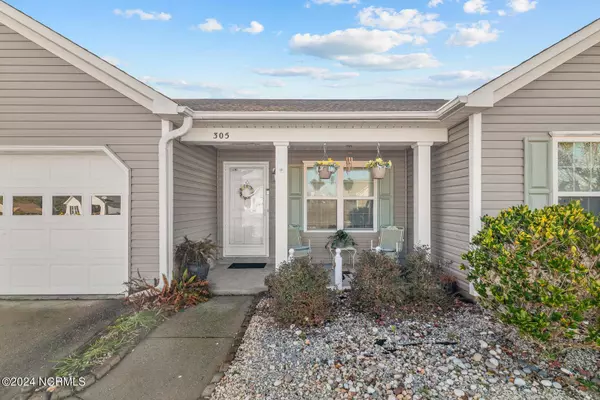 305 Rose Bud Lane, Holly Ridge, NC 28445