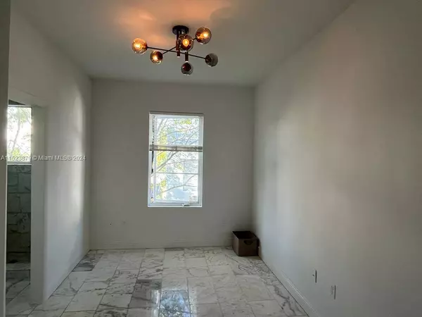 920 Jefferson Ave #10, Miami Beach, FL 33139