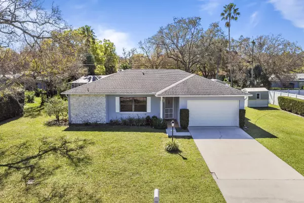 2105 15th LN, Vero Beach, FL 32960