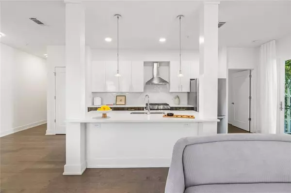 775 Juniper ST NE #223, Atlanta, GA 30308