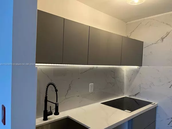 920 Jefferson Ave #10, Miami Beach, FL 33139