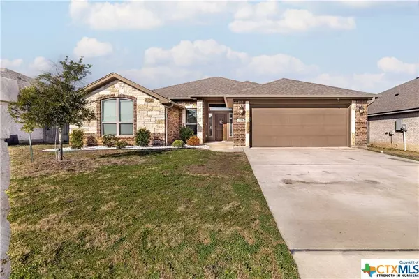 704 Holstein DR, Belton, TX 76513