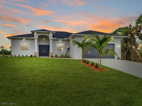 922 Citrus AVE S, Lehigh Acres, FL 33974