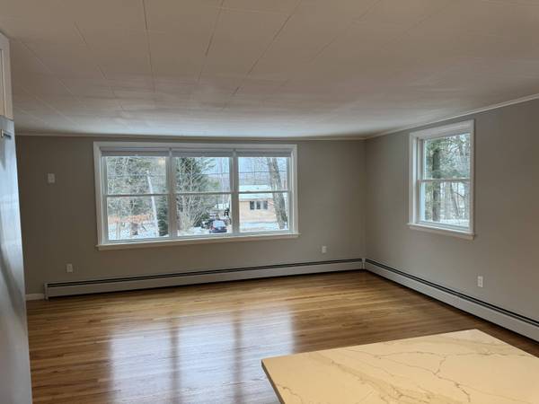 93 Ward RD, Windham, ME 04062