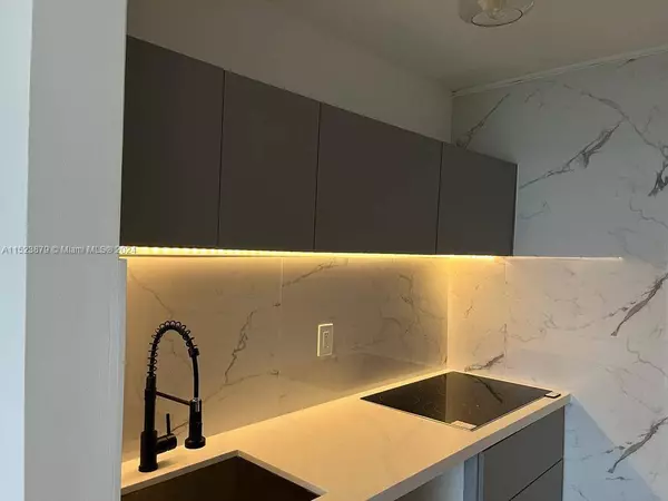 920 Jefferson Ave #10, Miami Beach, FL 33139