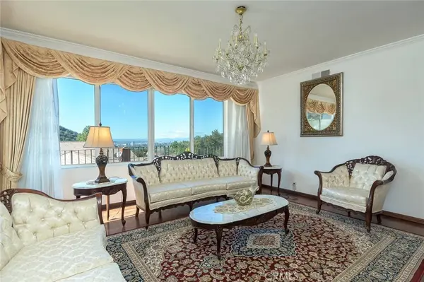 2625 Sleepy Hollow PL, Glendale, CA 91206